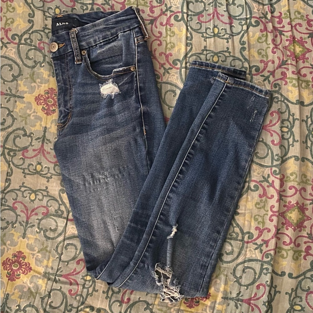 Aeropostale Ripped Skinny Jeans